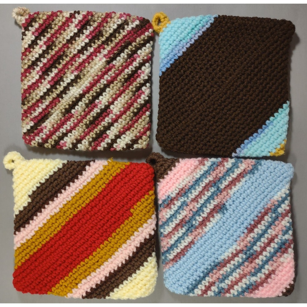 Set of 4 Crochets Double Layered Pot Holders Cozy Fall